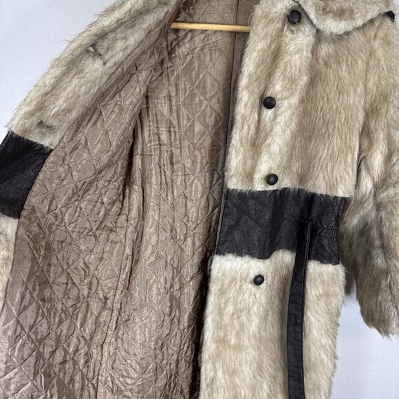 Vintage 70s Faux Fur Faux Leather Belted Hooded Coat Quilted Lining Women’s XS/S - Picture 8 of 9